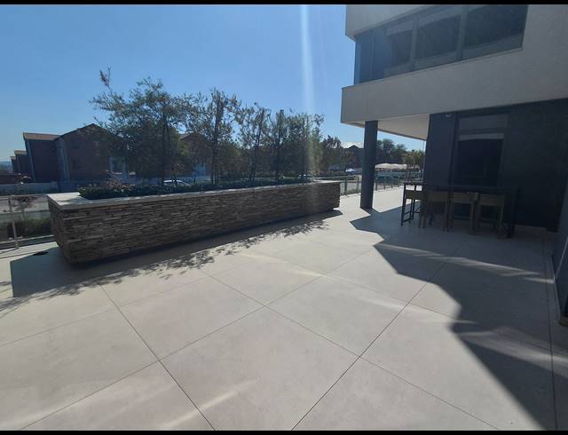 1,332M² OFFICE TO LET IN VORNA VALLEY